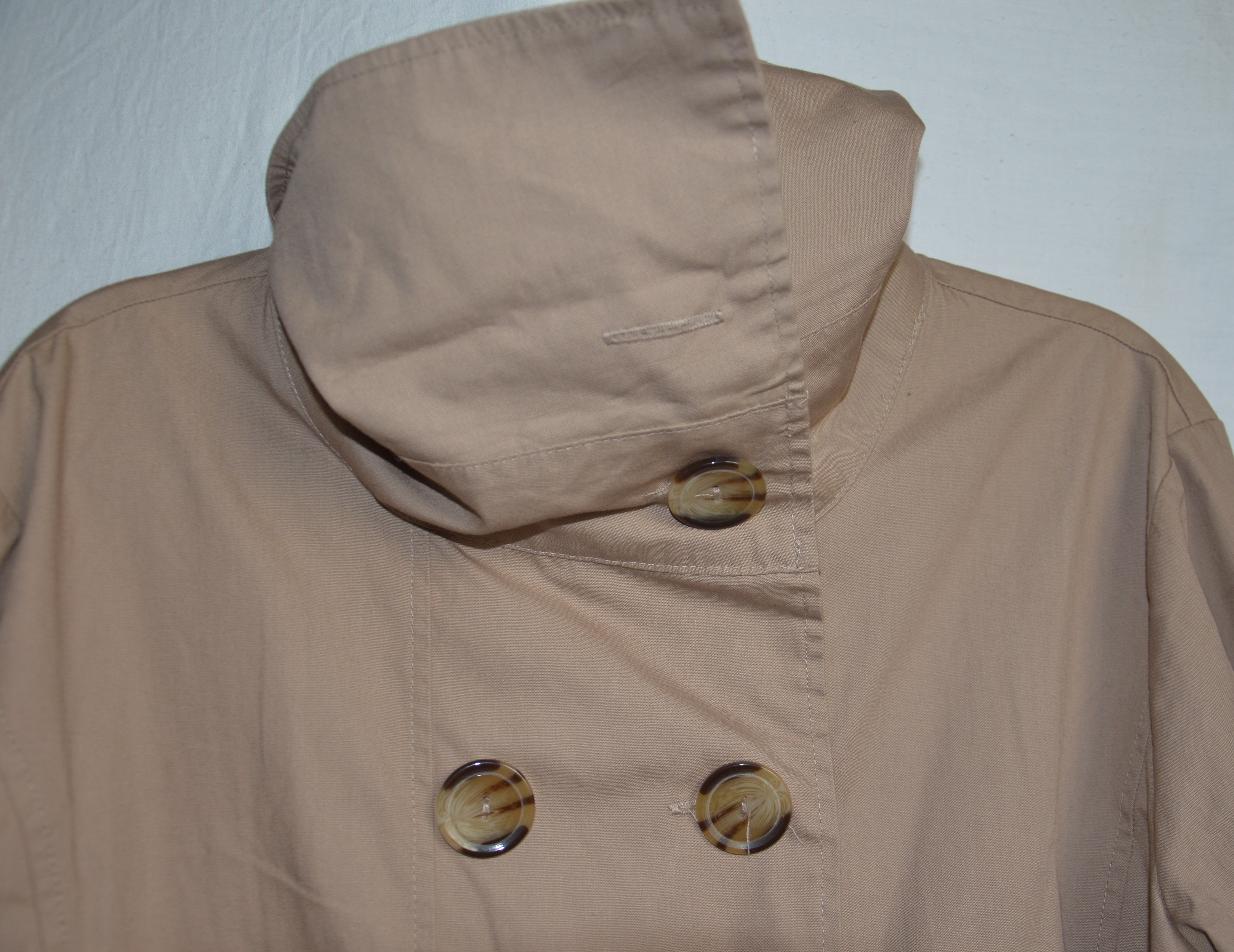 short trenchcoat-detail2