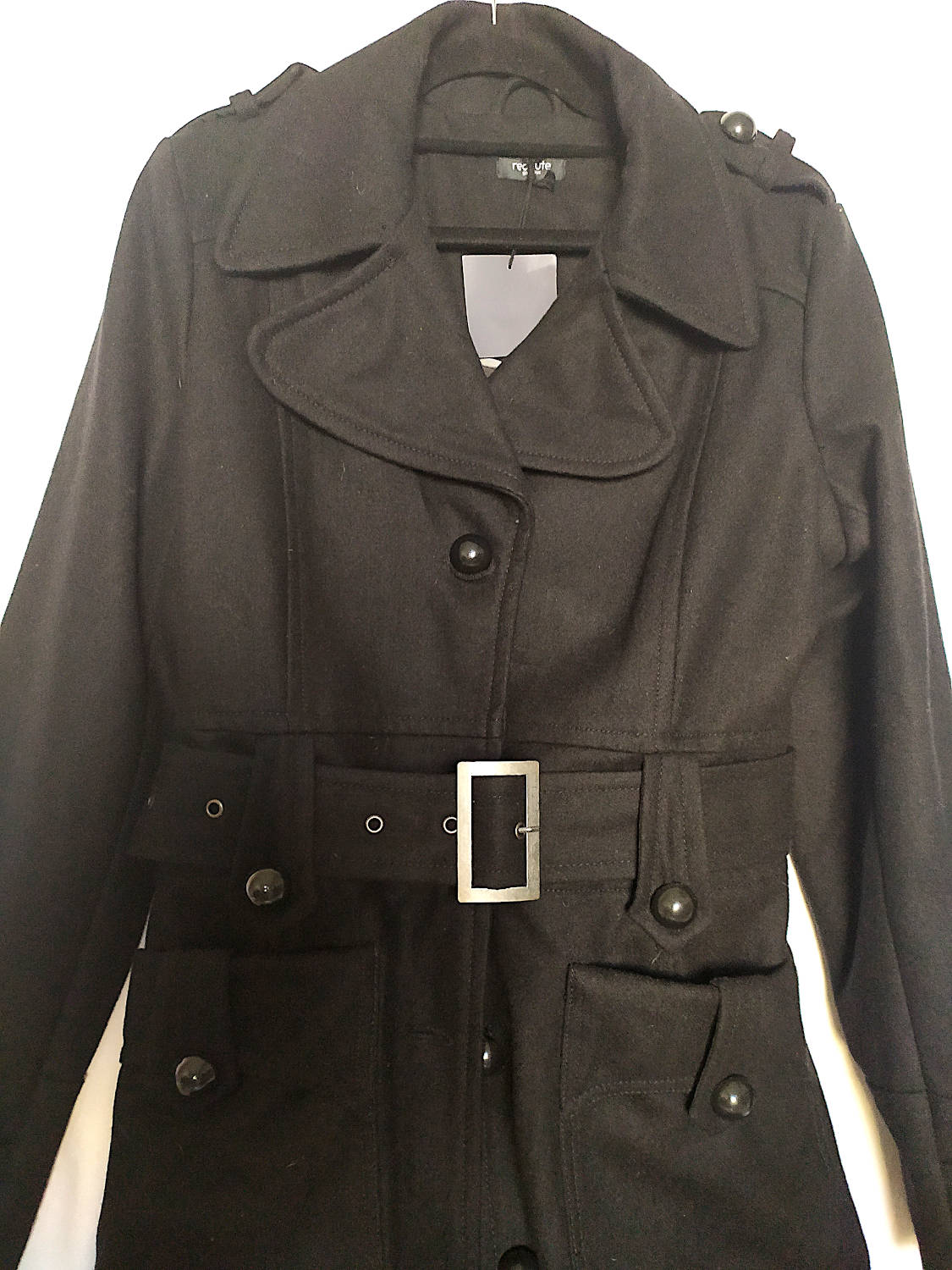Black le radoute coat_detail