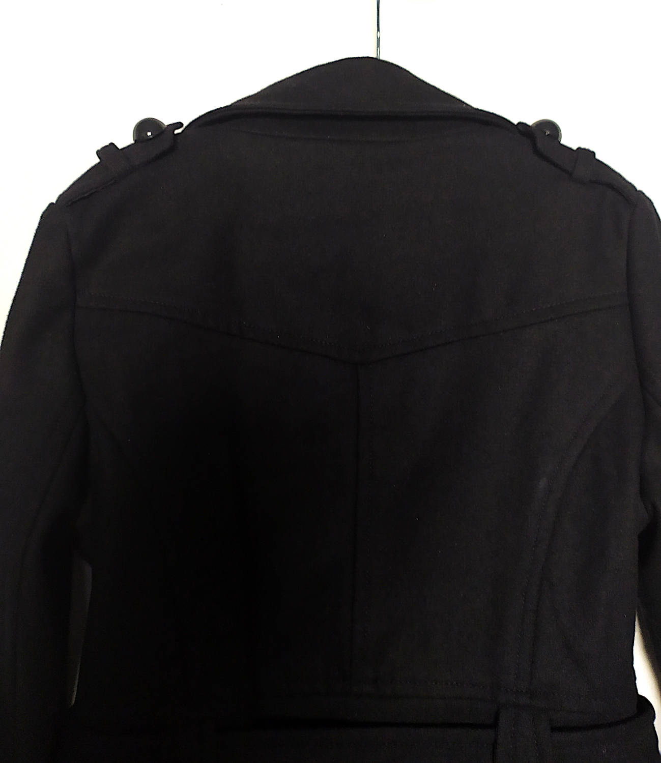 Black le radoute coat_detail1